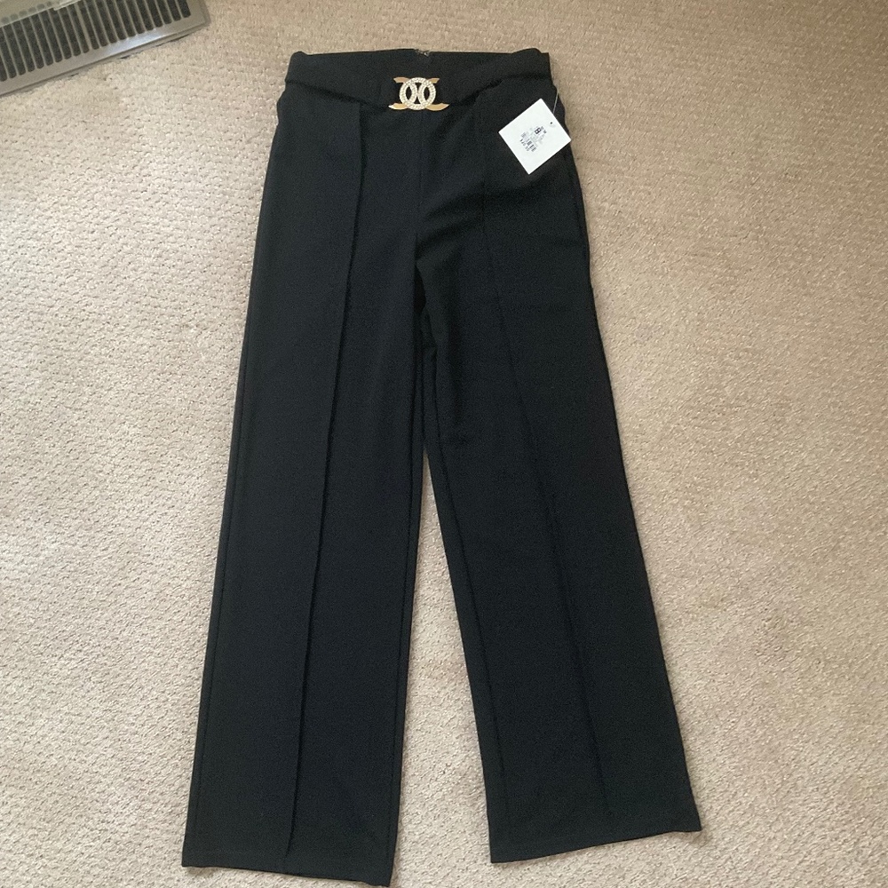 Charlotte Russe Black Trousers with Buckle - Size Medium
